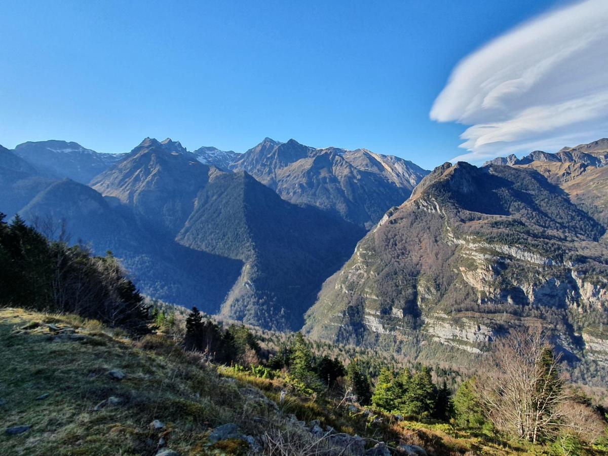 Auberge La Caverne Laruns Exteriör bild