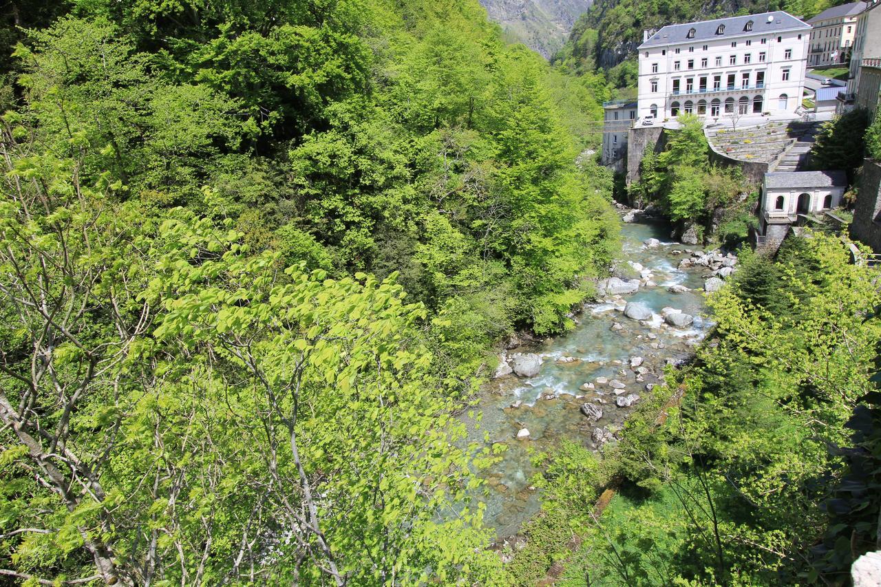 Auberge La Caverne Laruns Exteriör bild